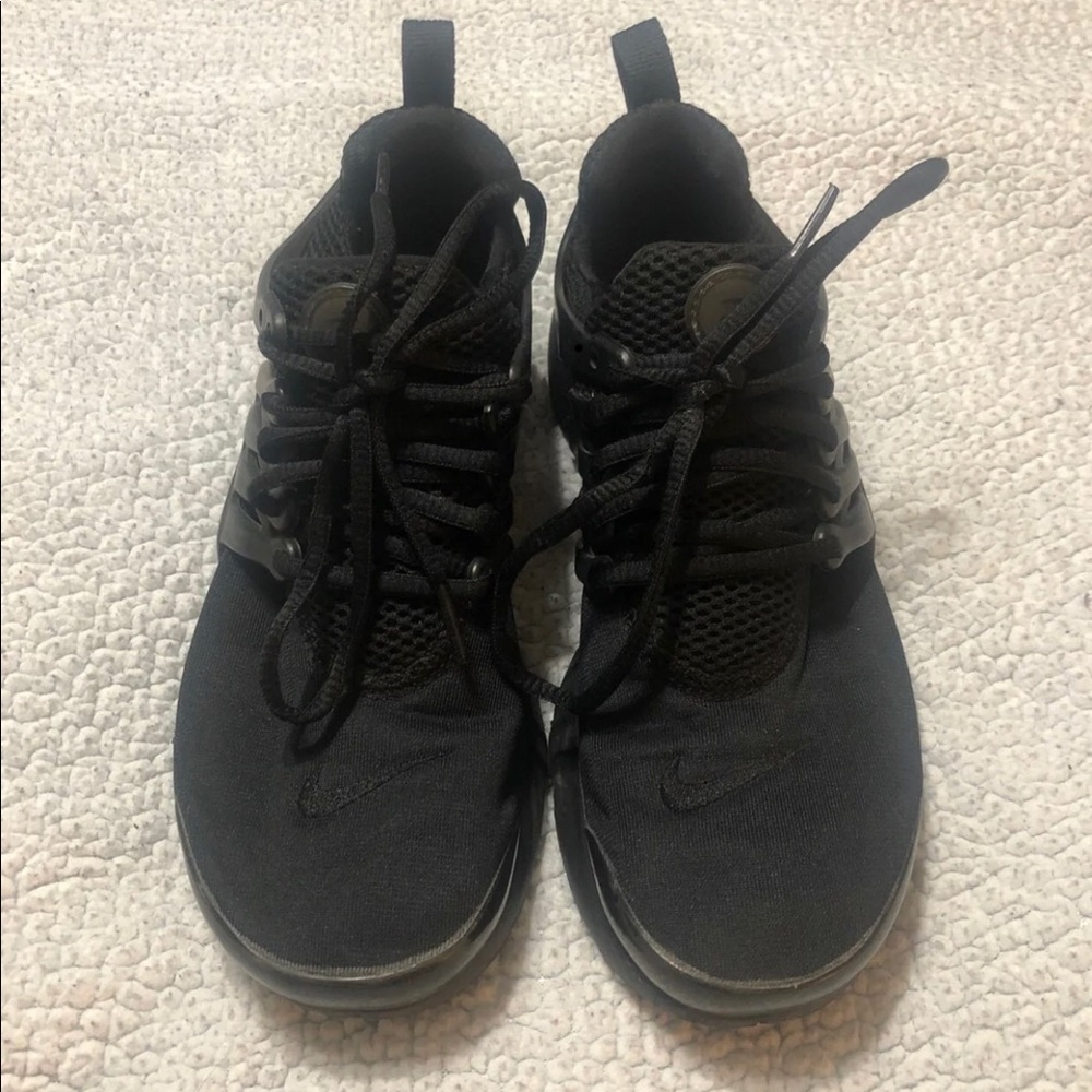 Nike training shoes in black